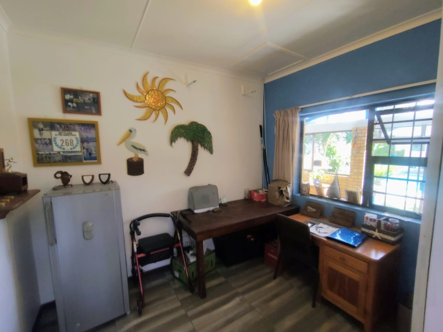 4 Bedroom Property for Sale in Gonubie Eastern Cape